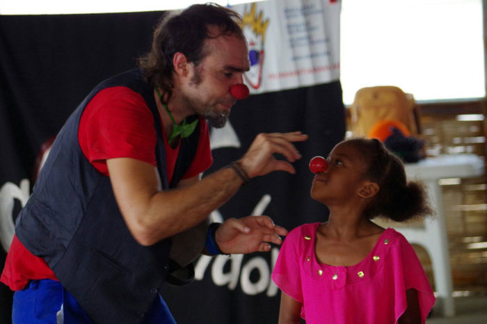 Risas contra los temblores