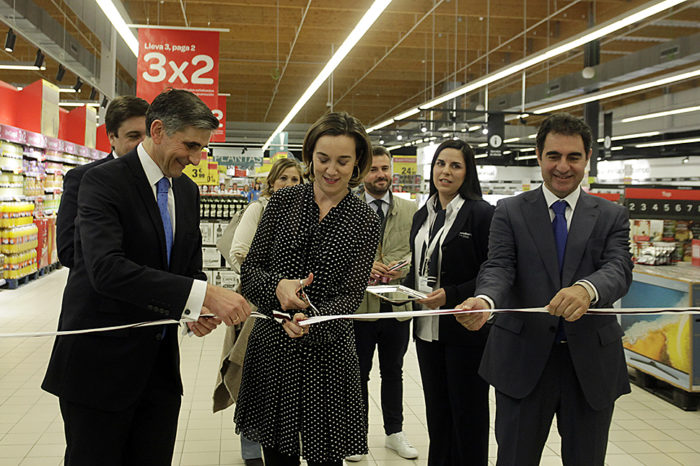 Carrefour inaugura su hipermercado