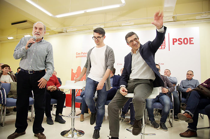 Patxi López busca apoyos en Logroño 'sin intermediarios'