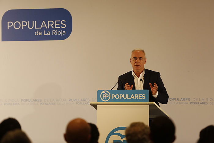 Ceniceros dice que la petición de comparecencia por la caja 'B' del PP viene de una "patraña de la portavoz socialista"