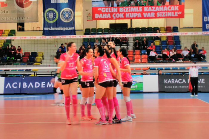 El Naturhouse muere en la orilla