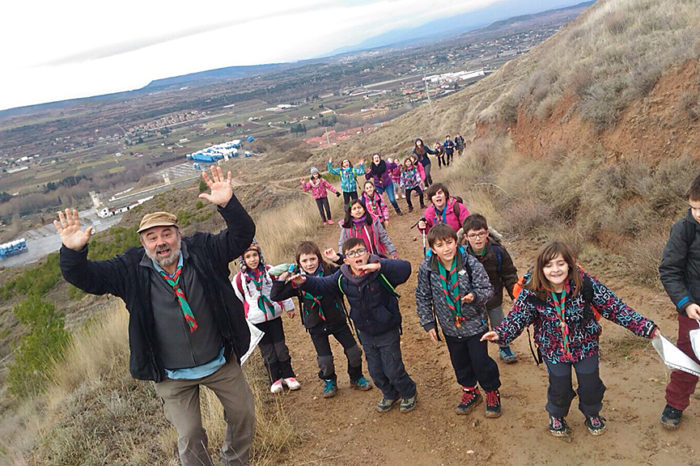 Festival de canciones scouts para celebrar los 40 años de fogatas, actividades y campamentos del grupo Sierra de Cameros