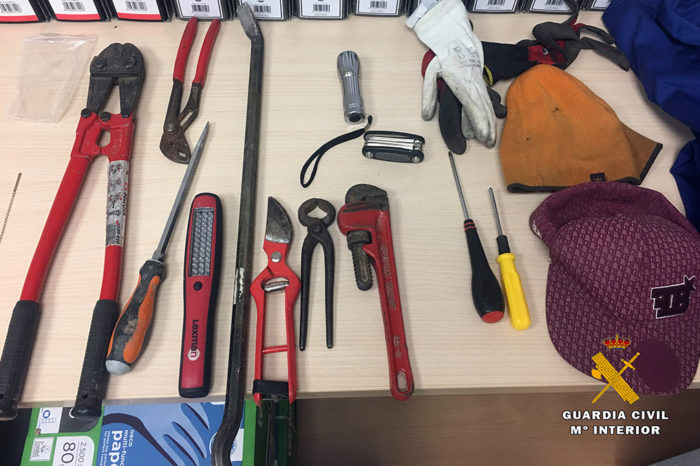 Detenido por doce robos con fuerza en casas de campo de Lardero