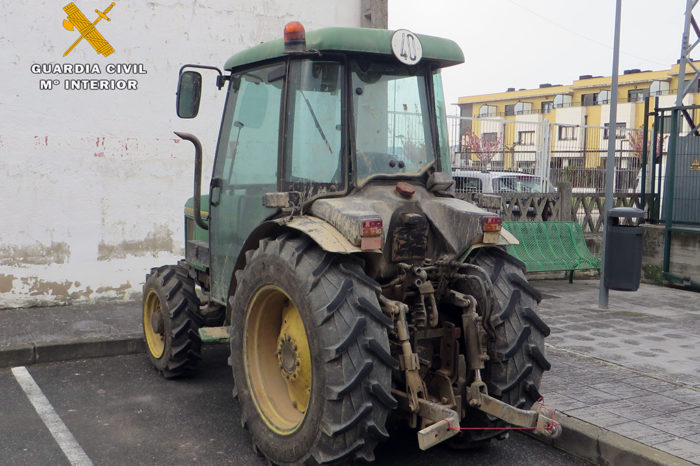 Detenido por robar un tractor que luego usaba para trabajos agrícolas particulares