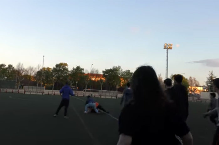 El fútbol base, a puñetazo limpio