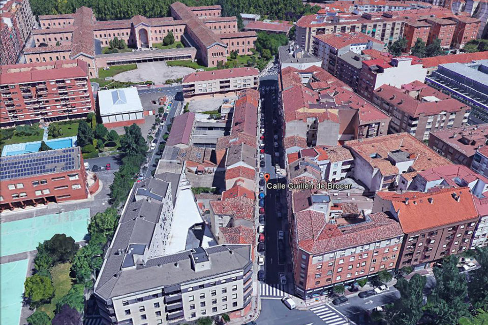 El incendio ha sido en la calle Guillén de Brocar. / NR