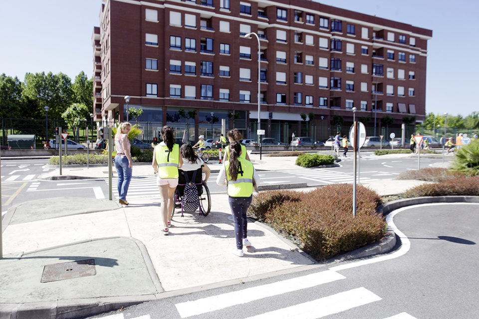 Prácticas de seguridad vial en el parque infantil de tráfico. /INGRID