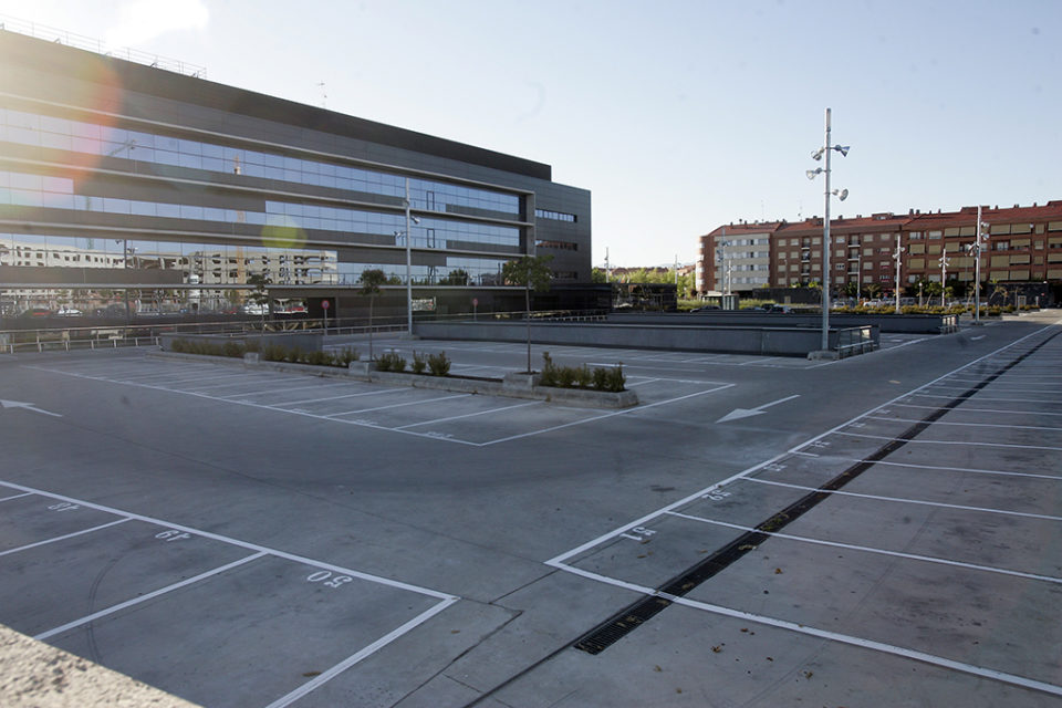 Imagen de archivo del aparcamiento del CIBIR. / Ingrid