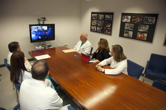 Salud triplica en dos años las operaciones abdominales con laparoscopia