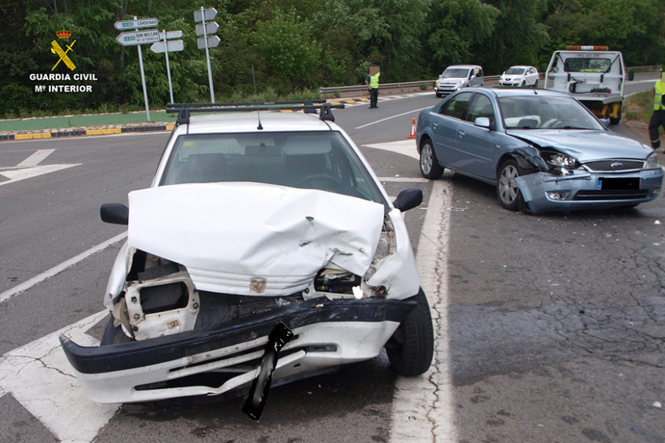 El conductor implicado en este accidente dio positivo por alcohol. / NR