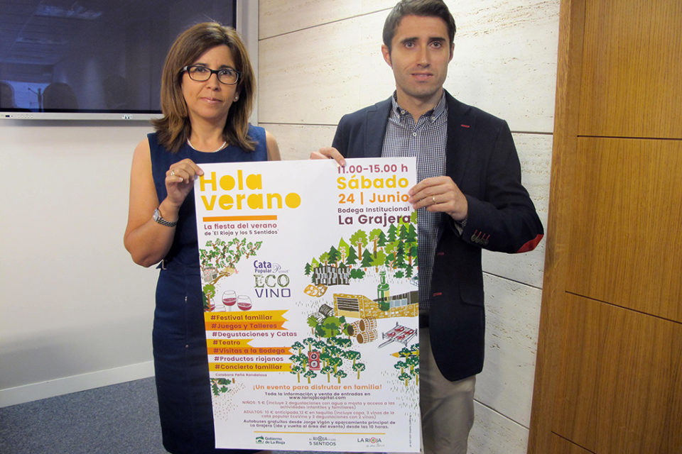 Los directores de Desarrollo Rural, Daniel del Río, y de Agricultura, María Jesús Miñana. / NR