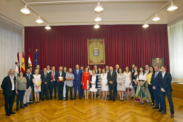 Gamarra elogia a las Insignias de San Bernabé 2017 por su "tesón y tenacidad"