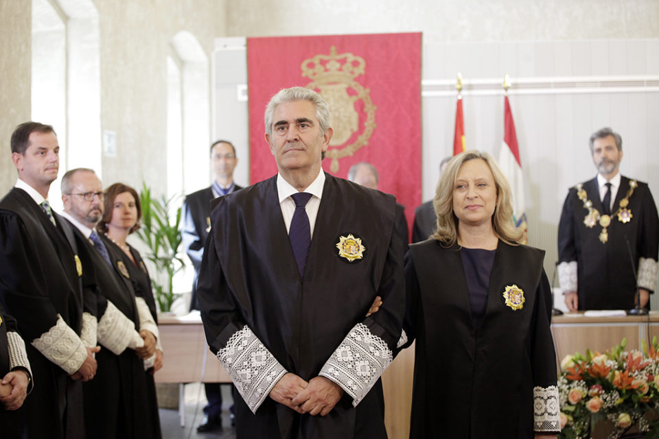 La toma de posesión del máximo responsable del Tribunal Superior de la región tomó posesión en el Palacio de Justicia. /INGRID