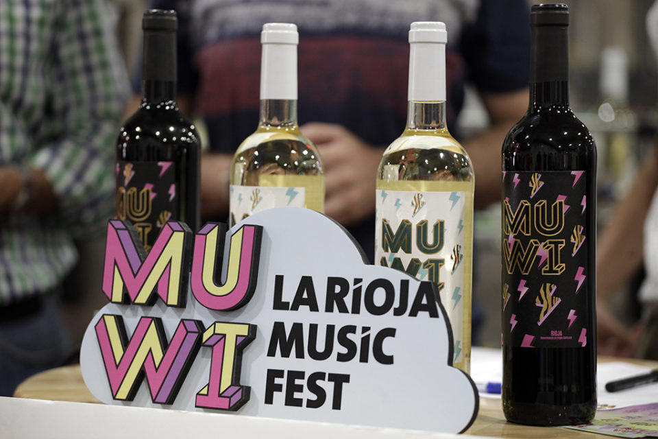 Botellas de vino del festival Muwi, presentadas este miércoles. / Ingrid