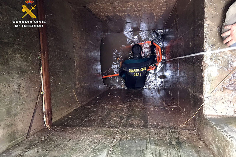 El cadáver fue hallado en el sifón de un canal de riego en una finca propiedad del fallecido. /GUARDIA CIVIL