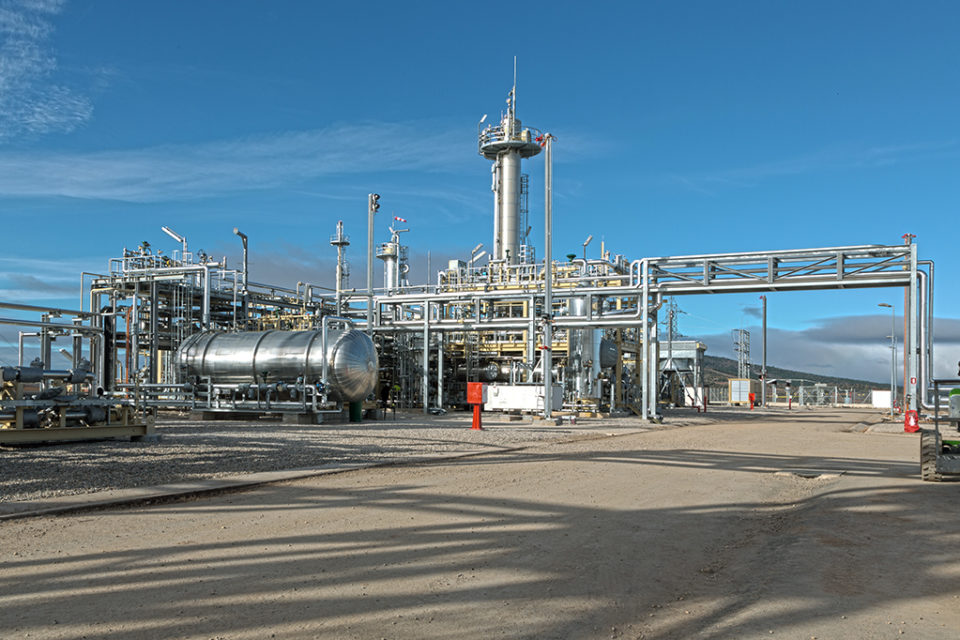 Instalaciones de la planta de extracción de gas de Sotés. / NR