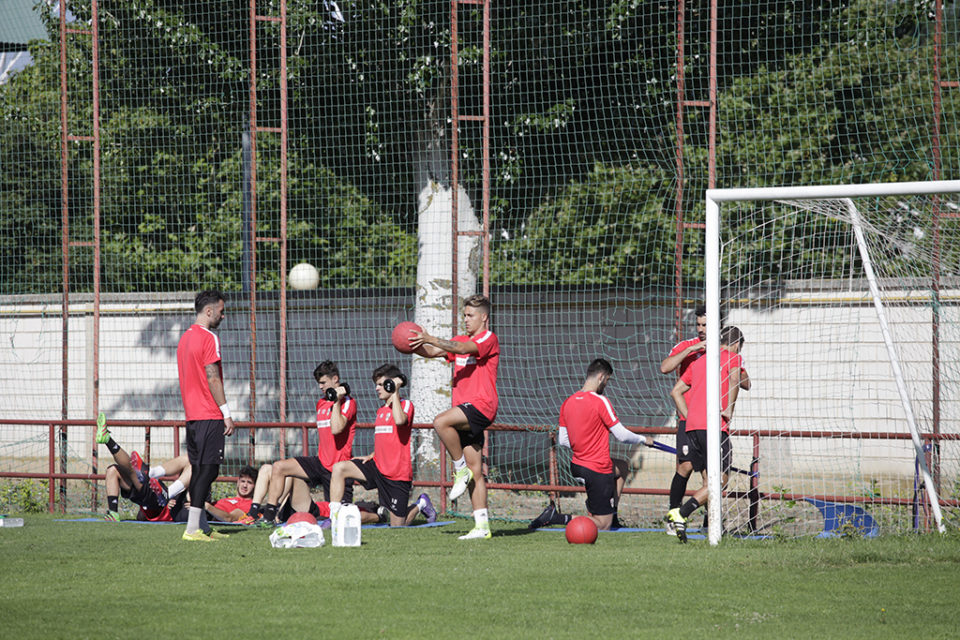 El equipo de la UDL, en uno de los primeros entrenamientos de la temporada. / Ingrid