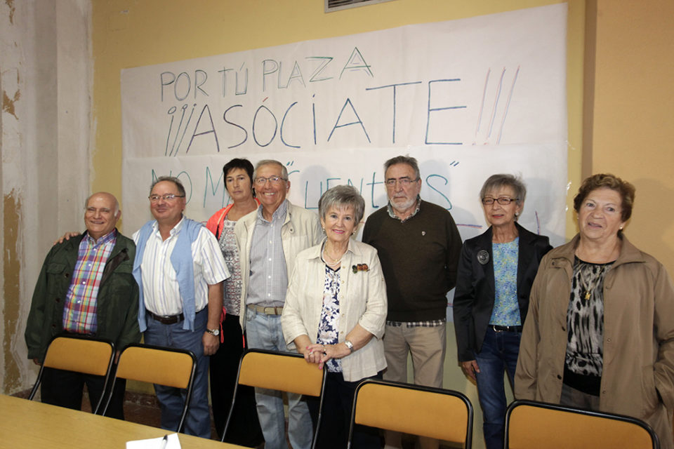 Integrantes de la nueva asociación de vecinos han dado a conocer este martes sus objetivos. / Ingrid