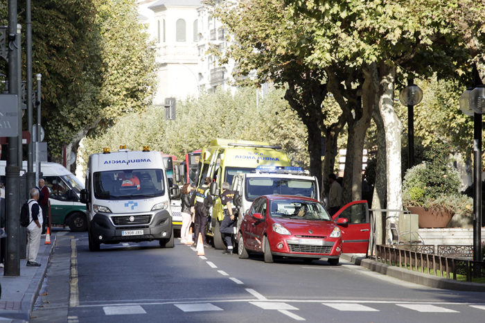 Dos heridos, uno de ellos grave, en un atropello en Avenida de la Paz