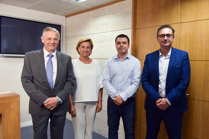 Los Premios EmprendedorXXI otorgarán 5.000 euros y una beca a su ganador riojano