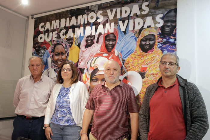 Piden solución a los problemas por la puesta en marcha de la Renta de Ciudadanía