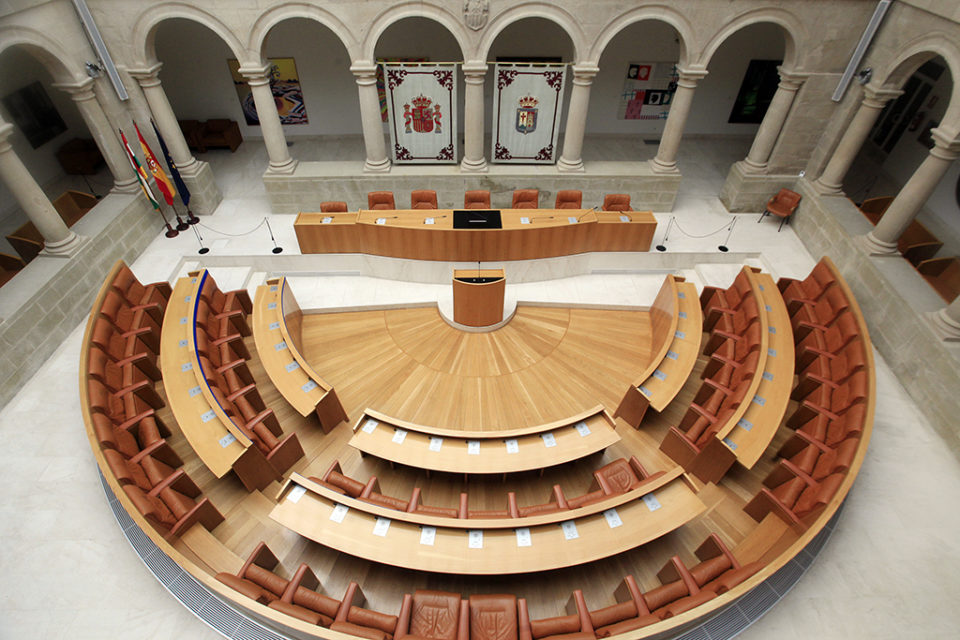 Hemiciclo del Parlamento de La Rioja. / Ingrid