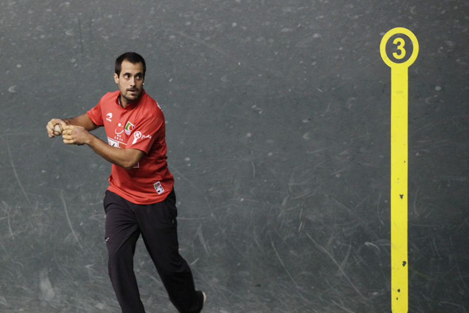 Oinatz se ejercitó en el Adarraga y dio el visto bueno para su presencia este domingo en el estelar logroñés. / Ingrid