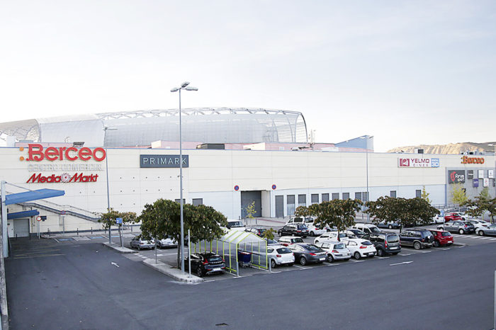 La firma británica Barings compra el centro comercial Berceo de Logroño