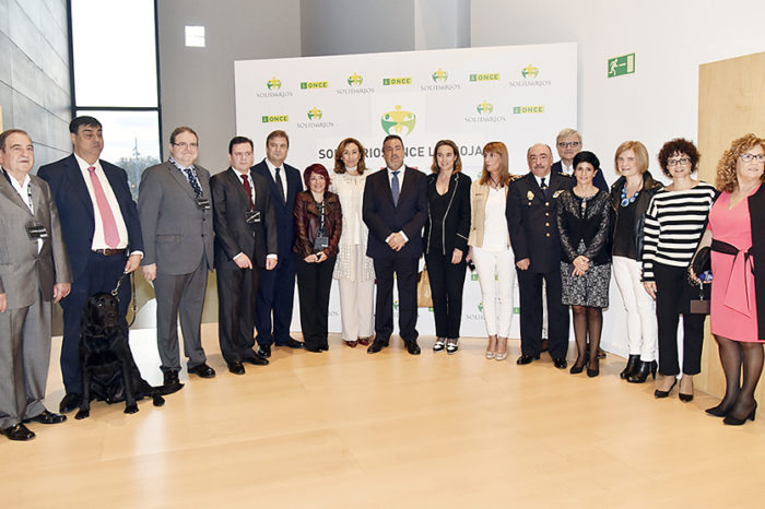 RTVE, Alcampo, UNIR, Policía Nacional y Aránzazu Sola, premios solidarios ONCE
