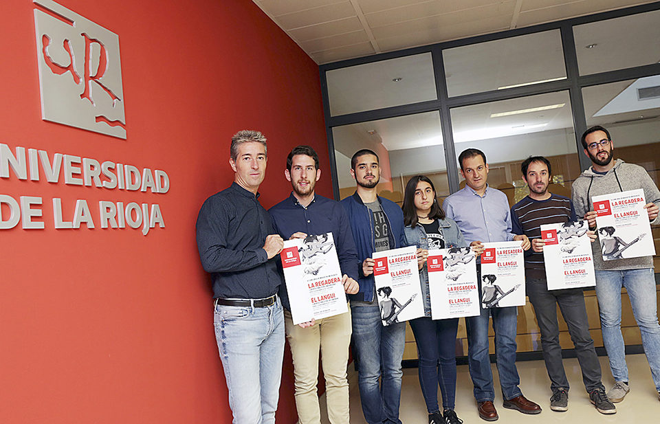 Rubén Fernández, vicerrector de Estudiantes, y miembros de las asociaciones universitarias en la presentación de los conciertos. / NR
