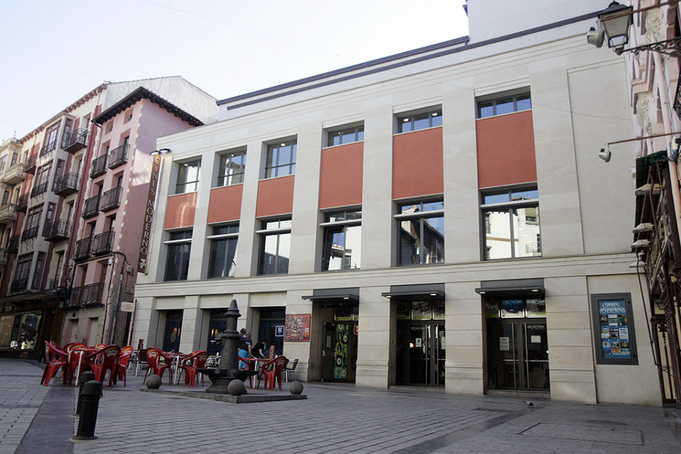 Fachada de los Cines Moderno. / Óscar Solorzano