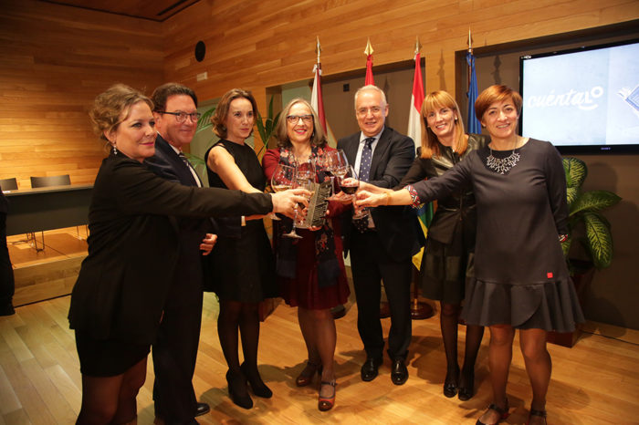 Milagros Frías, Premio Logroño de Narrativa por ‘El corazón de la lluvia’