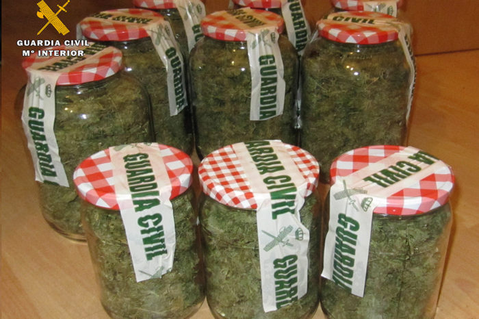 El robo en una vivienda de Lardero deja al descubierto un secadero de marihuana