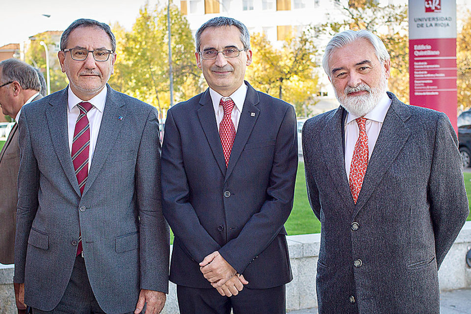 De izquierda a derecha, Vicent Climent, Julio Rubio García y Darío Villanueva. / R. Manzanares ( Efe)