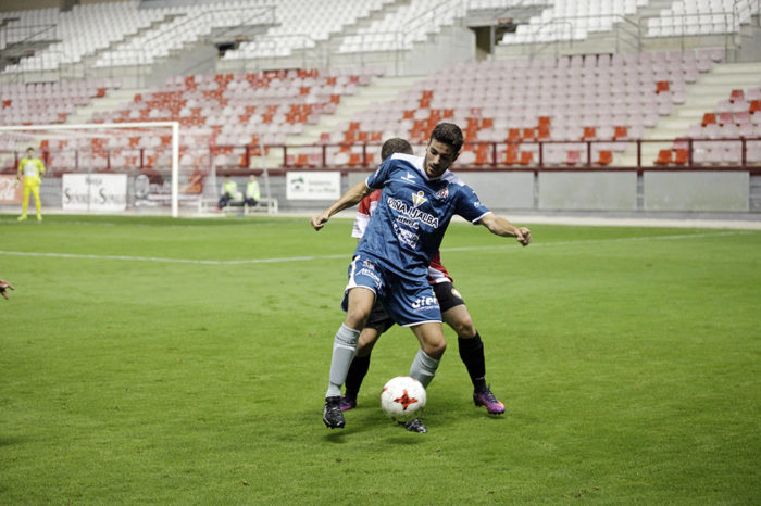 Varea-Calahorra, día de fiesta en el Municipal