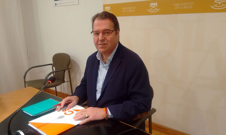 El vicepresidente primero del Parlamento y diputado por Ciudadanos, Tomás Martínez Flaño. / NR