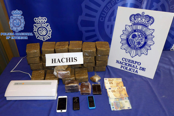 Intervenidos 15 kilos de hachís para su venta en La Rioja, Navarra y Álava