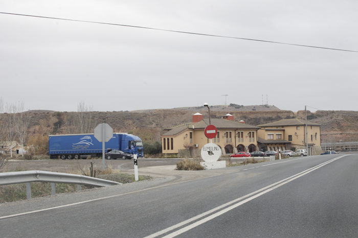 Los afectados por el desvío de la N-232 denuncian carencias en las áreas de servicio de la AP-68