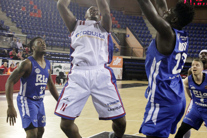 El Clavijo se asoma al abismo