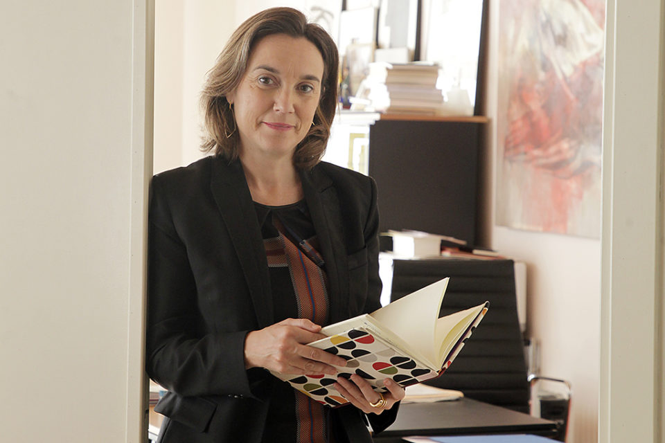 La alcaldesa de Logroño, en su despacho del Ayuntamiento de Logroño. / Ingrid