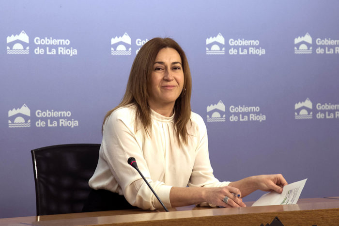 El Gobierno de La Rioja reduce a la mitad el tiempo de respuesta con el Parlamento
