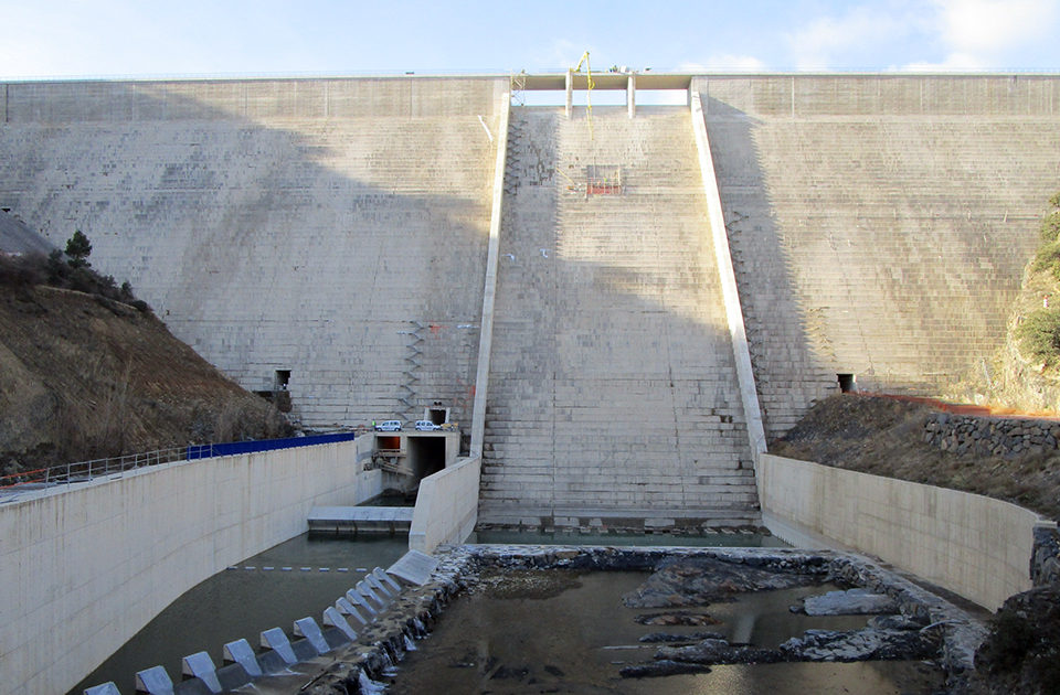 La presa de Enciso está a punto de llenarse. / NR