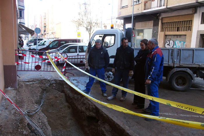 Restablecido el suministro de agua potable en Vélez de Guevara tras reventar una tubería