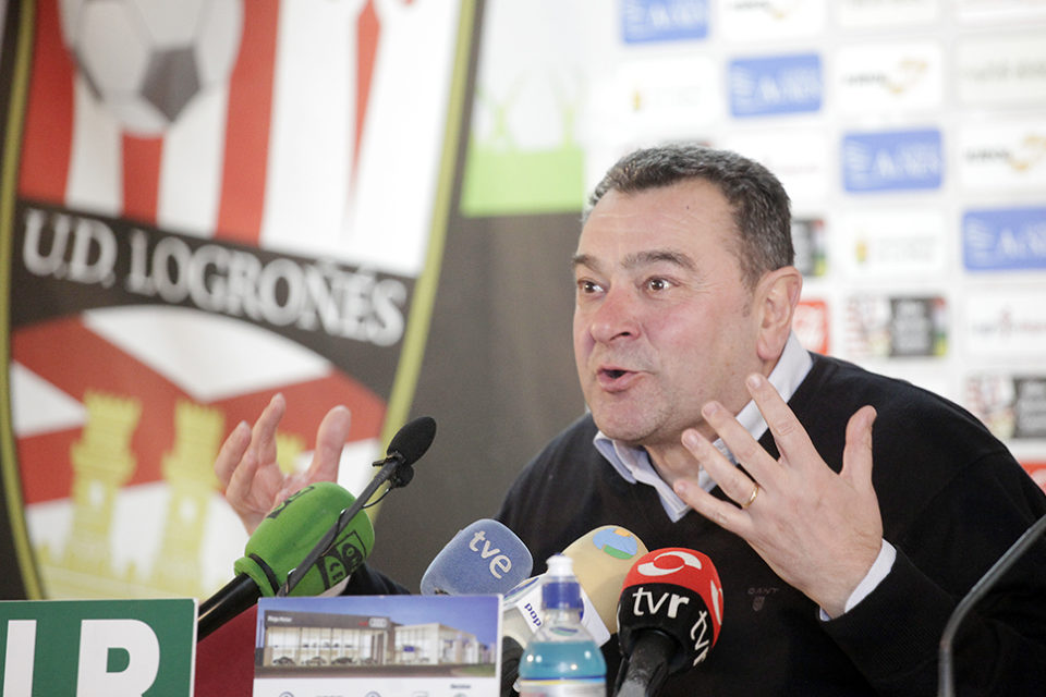 Carlos Pouso, durante su despedida. / Carlos Pouso