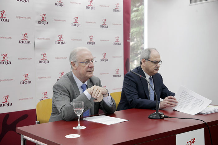 El Consejo alerta de que una subida del precio del vino acarrearía un problema