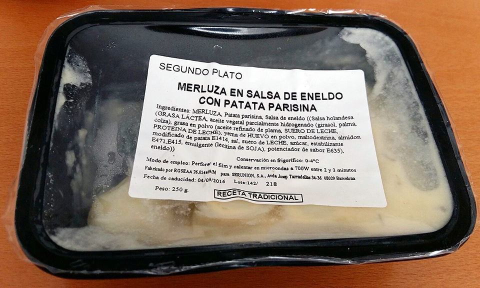 Bandeja de comida servida por Serunión, en una imagen de archivo. / NR