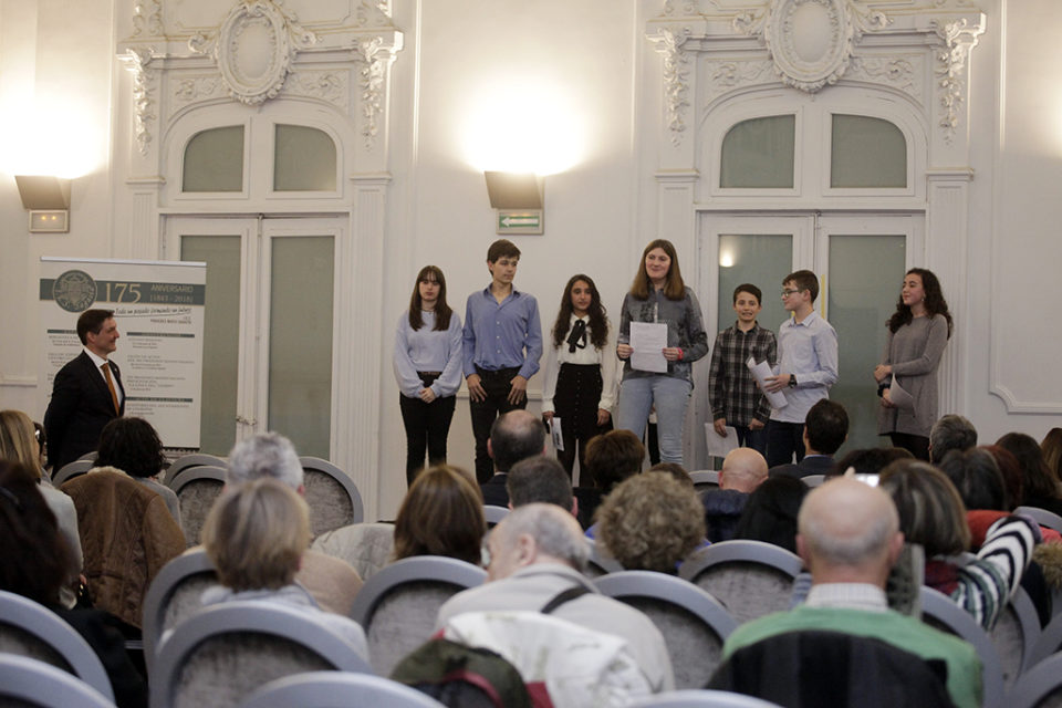 Acto que sirvió para conmemorar los primeros 175 años de vida del Sagasta, la principal referencia académica de la capital riojana. / Clara Larrea