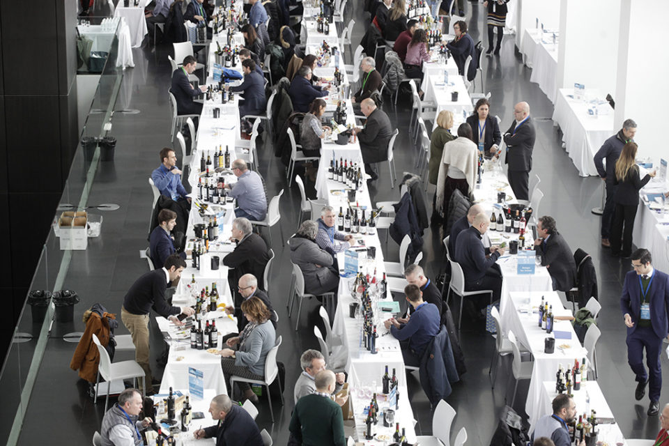 Empresarios participantes en la Misión de la FER, ayer, en el Riojaforum. / Ingrid