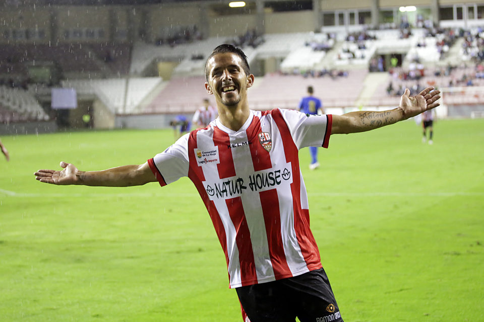 Ñoño hizo un doblete el sábado ante el Real Unión y suma ya once dianas con la UDL. / Clara Larrea