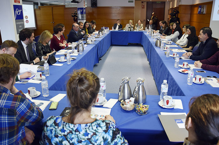 El 45% de las empresas tienen dificultades para contratar personal